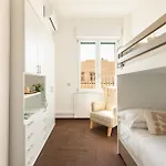 Beach Apartment *